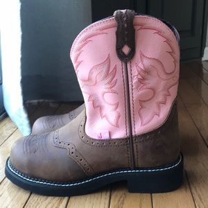 New Justin cowboy boots women’s size 8.5